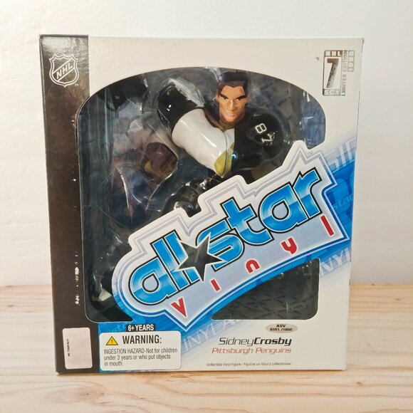 Upper Deck Sidney Crosby All Star Vinyl Figure - Picture 2 of 14
